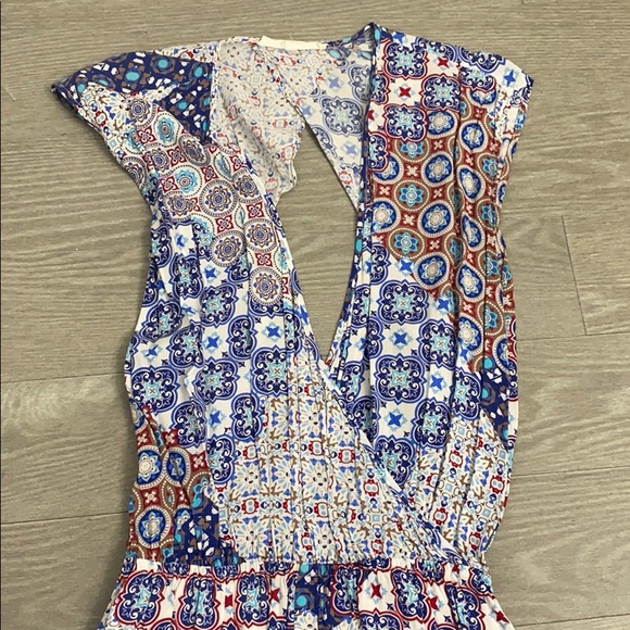 Oliviceous romper size small - Picture 3 of 5